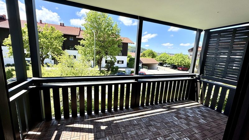 Traumhafte 3-Zimmer-Wohnung in Bad Tölz - mit Balkon, Einbauküche & Sauna!